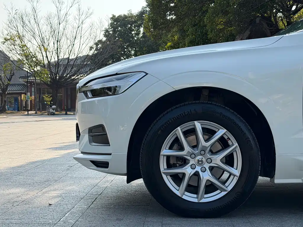 Volvo XC60 T5 4WD Smart Leisure Edition China VI, фото 18