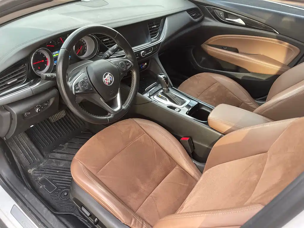 Buick Regal — миниатюра 4