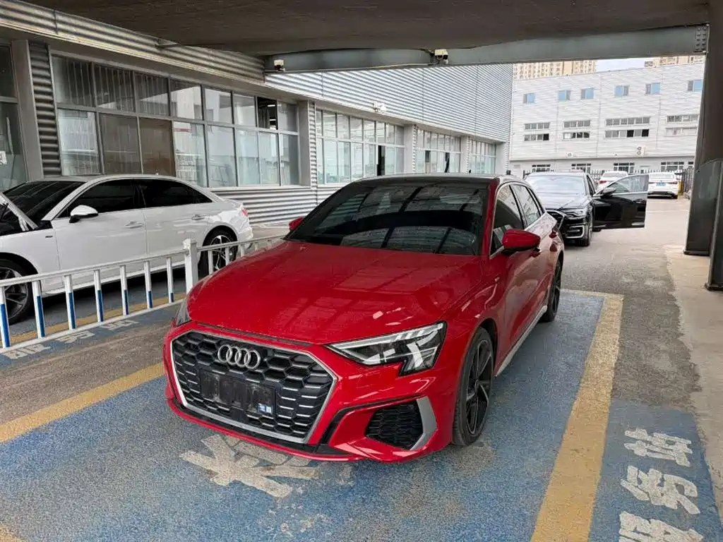 Купить Audi A3