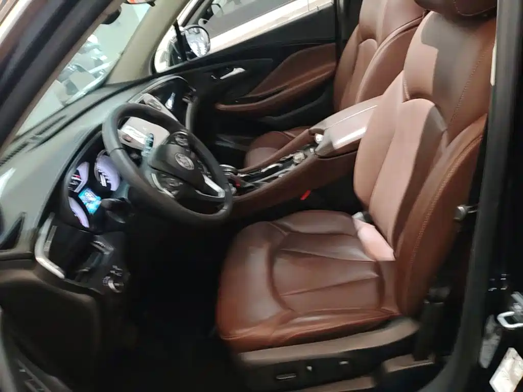 Buick Envision Plus — миниатюра 15