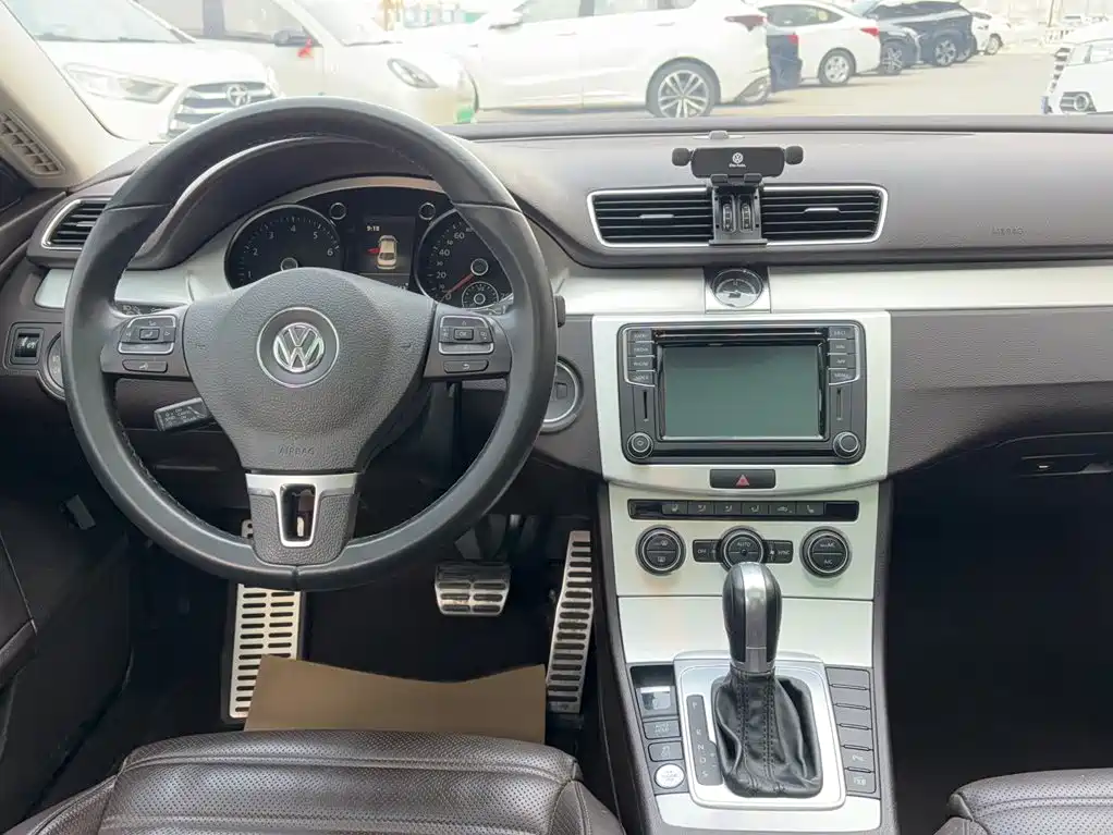 Volkswagen CC — миниатюра 8