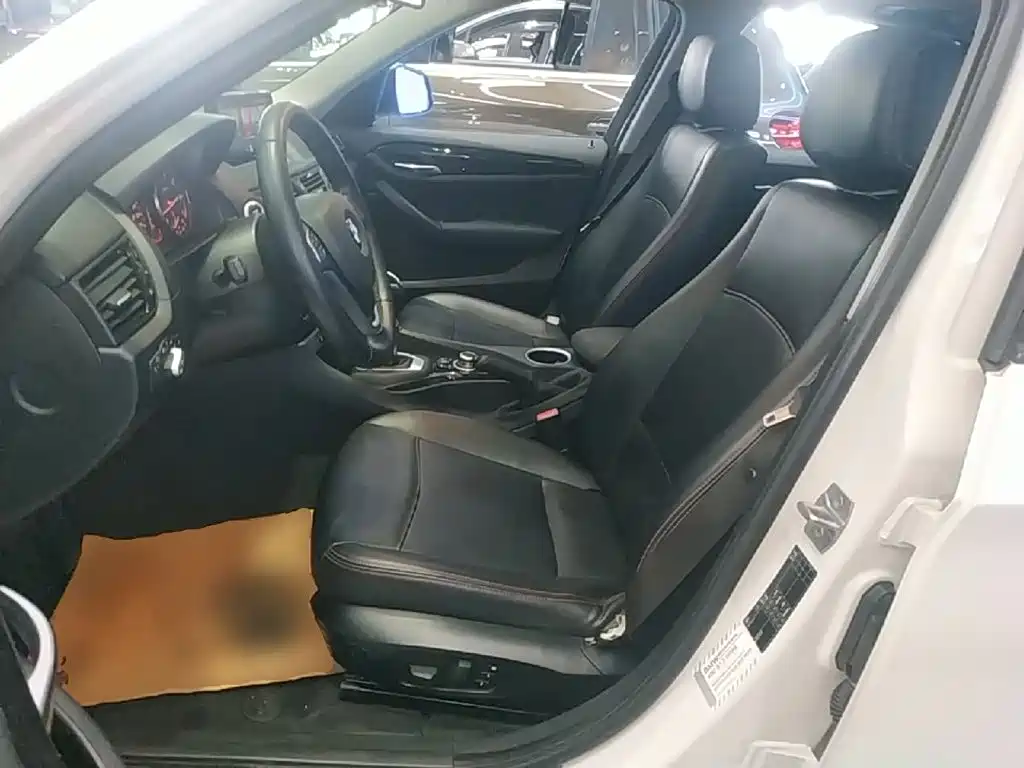 BMW X1 — миниатюра 15