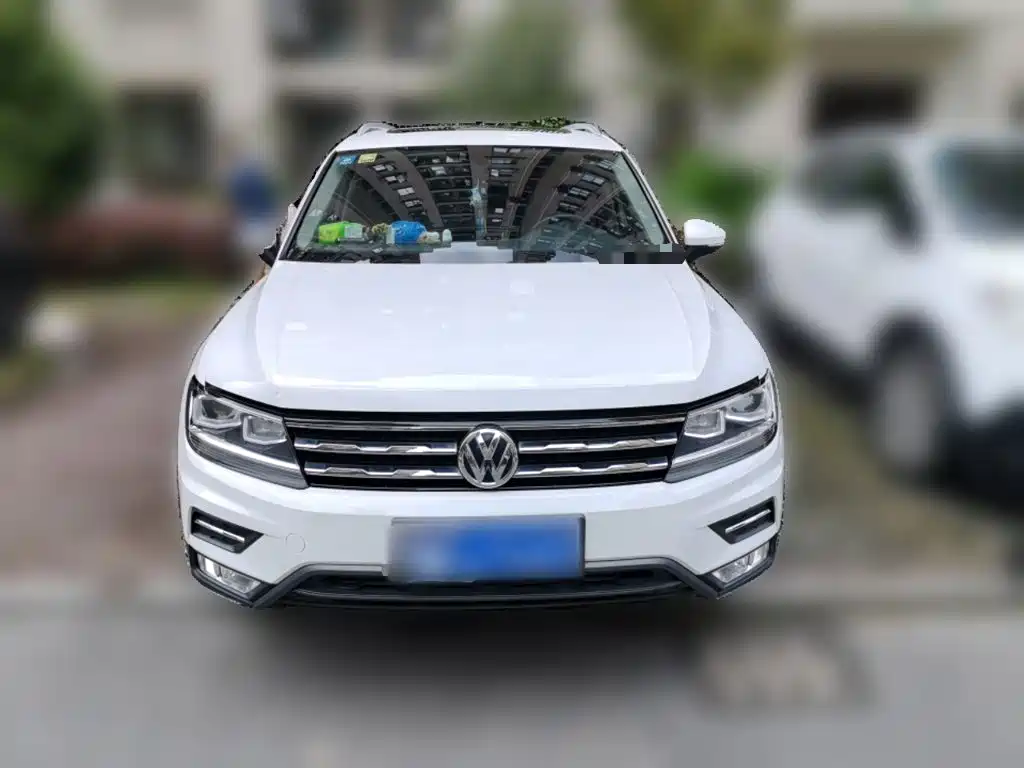 Volkswagen Tiguan L — миниатюра 23