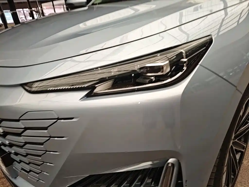Changan UNI-K iDD — миниатюра 24