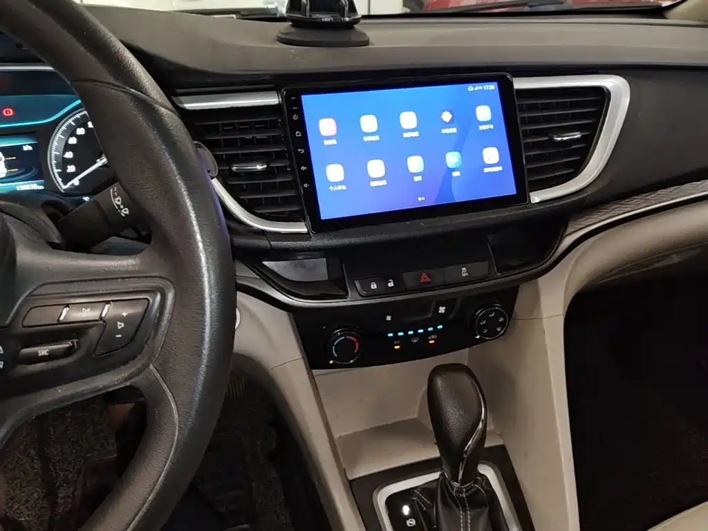 Buick Excelle — миниатюра 13