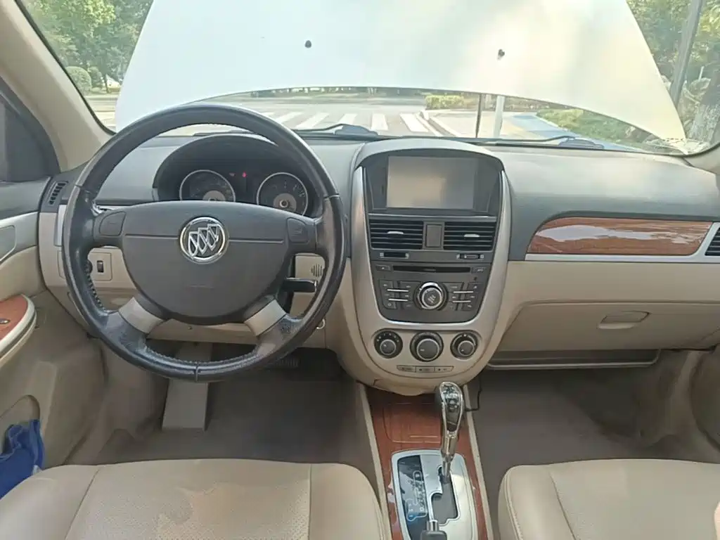 Buick Excelle — миниатюра 13