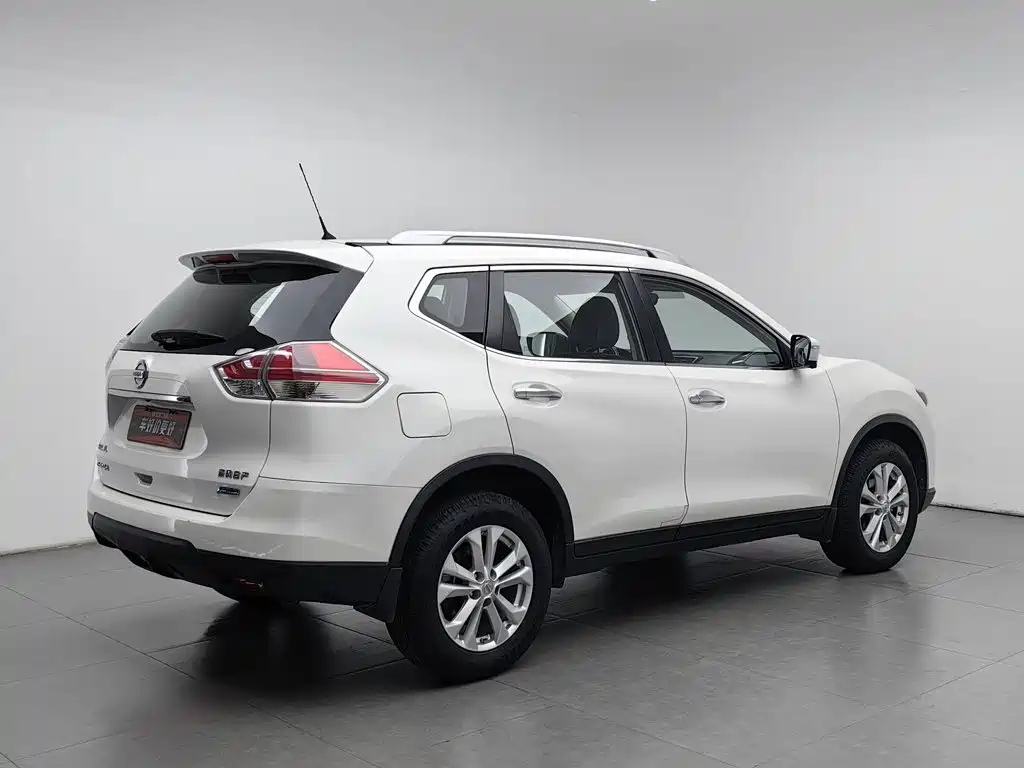 Nissan X-Trail — миниатюра 2