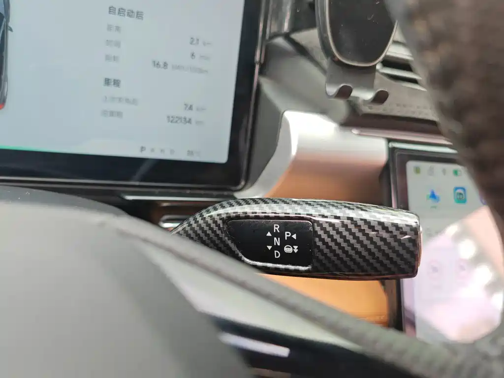 XPeng P5 — миниатюра 24