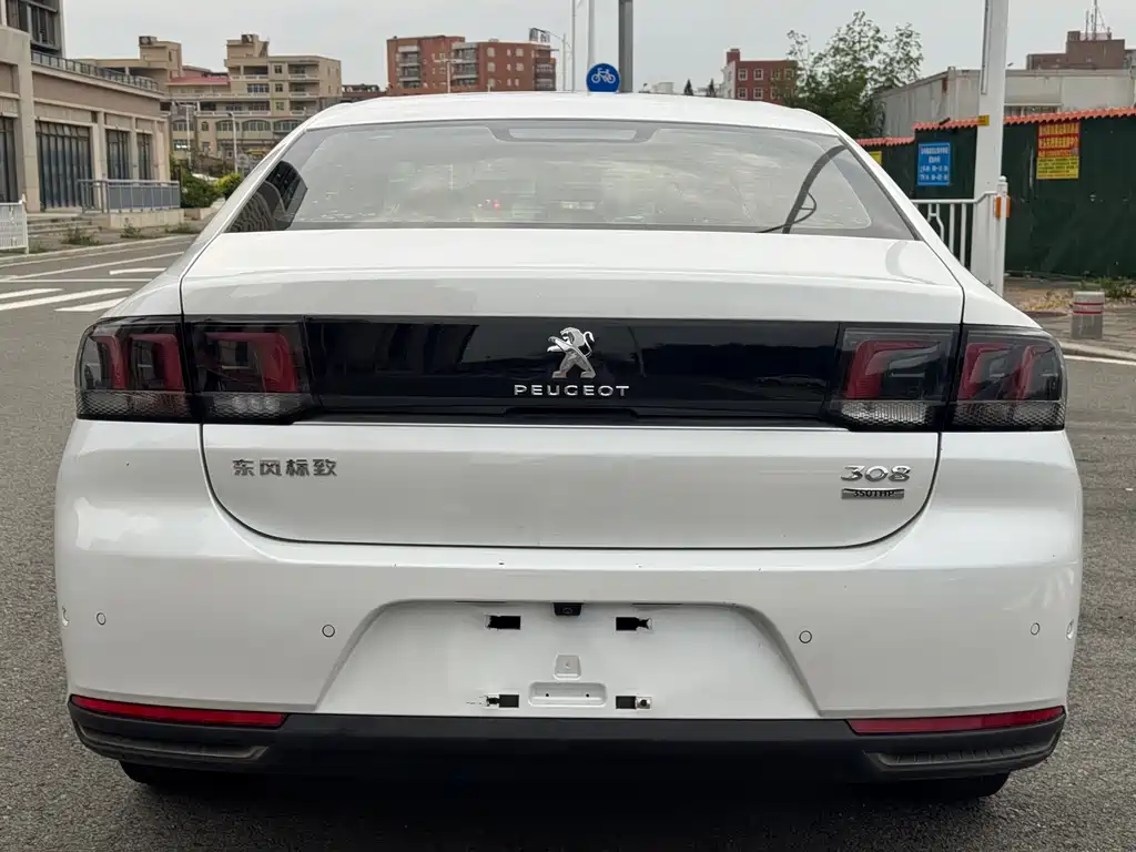 Peugeot 308 — миниатюра 8