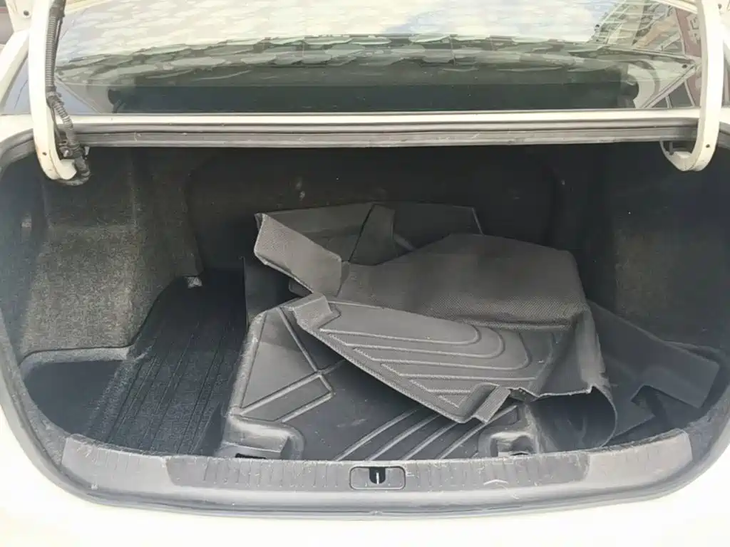 Buick Excelle — миниатюра 19