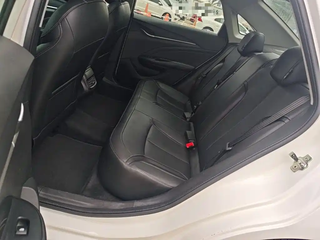 Buick Excelle — миниатюра 17