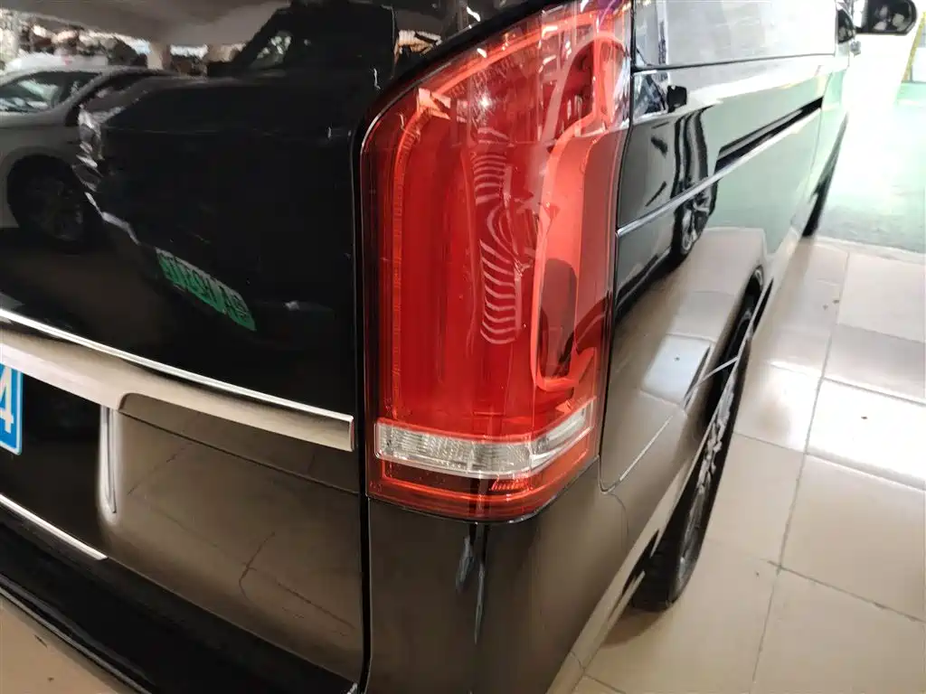 Mercedes-Benz V-Class V 2017 V 260 Luxury