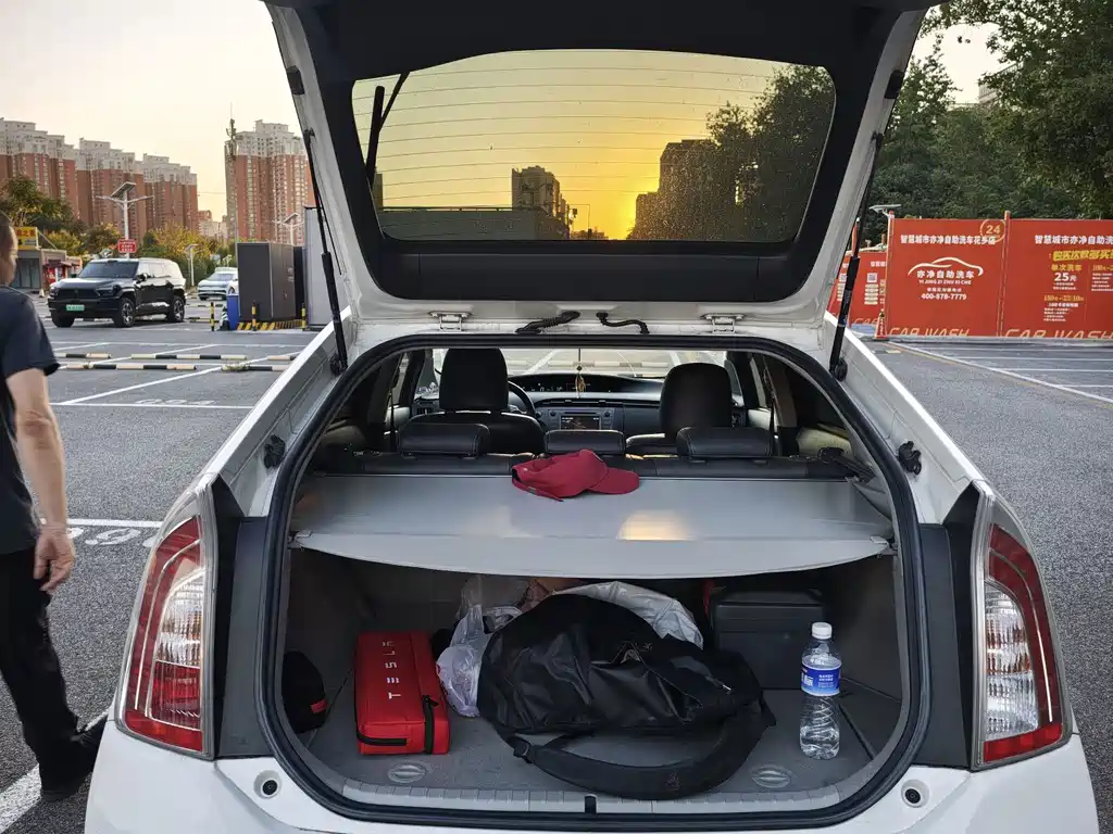 Toyota Prius — миниатюра 12