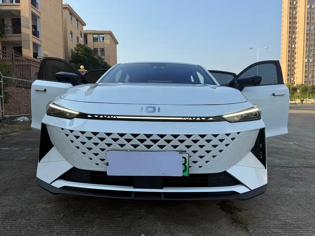 Changan UNI-V iDD — миниатюра 25