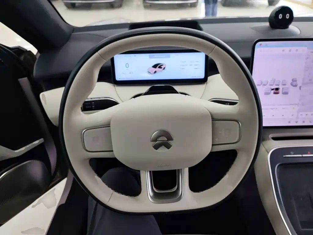 NIO ET5 — миниатюра 11