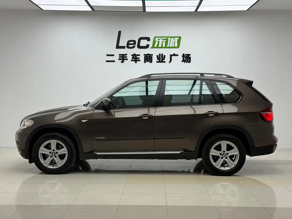 BMW X5 (Import) — миниатюра 2