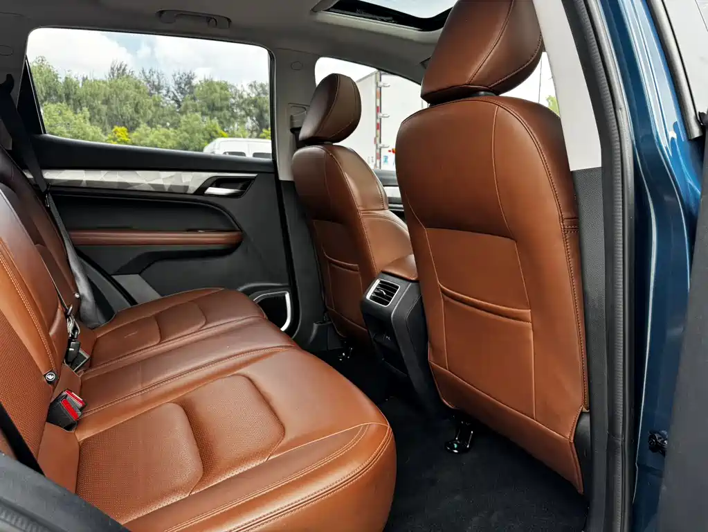 Geely Vision X6 — миниатюра 10