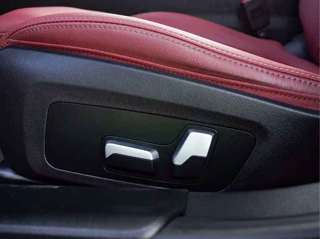 BMW 3 Series — миниатюра 12