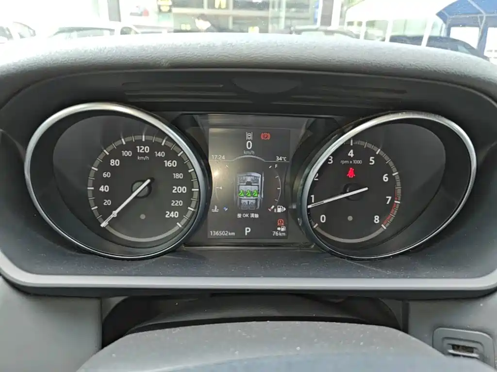 Land Rover Discovery — миниатюра 12