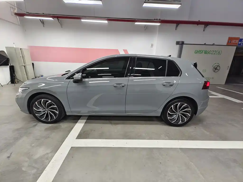 Volkswagen Golf — миниатюра 2