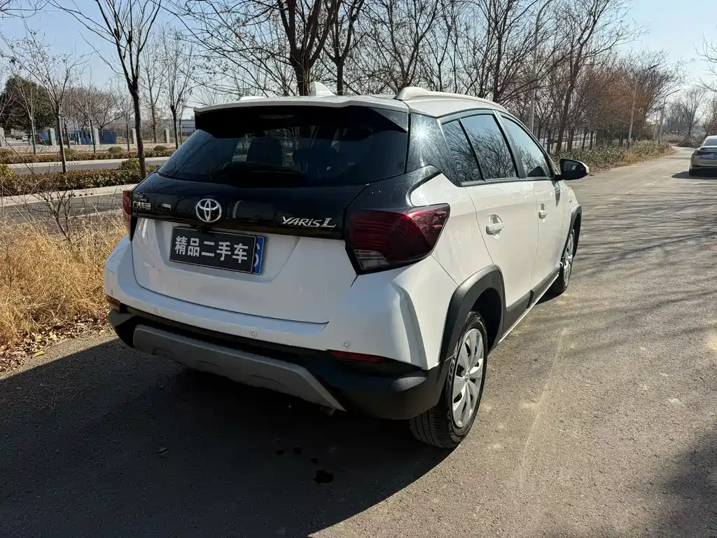 TOYOTA YARIS L ZHIXUAN