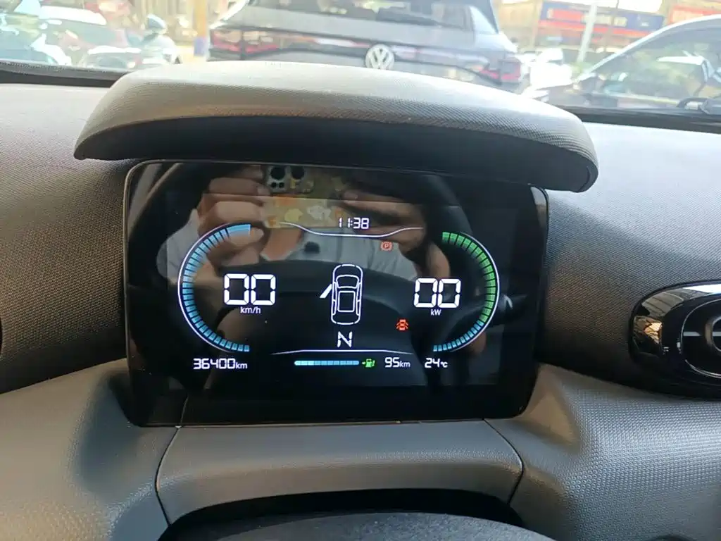 Leapmotor Leapmotor T03 — миниатюра 12