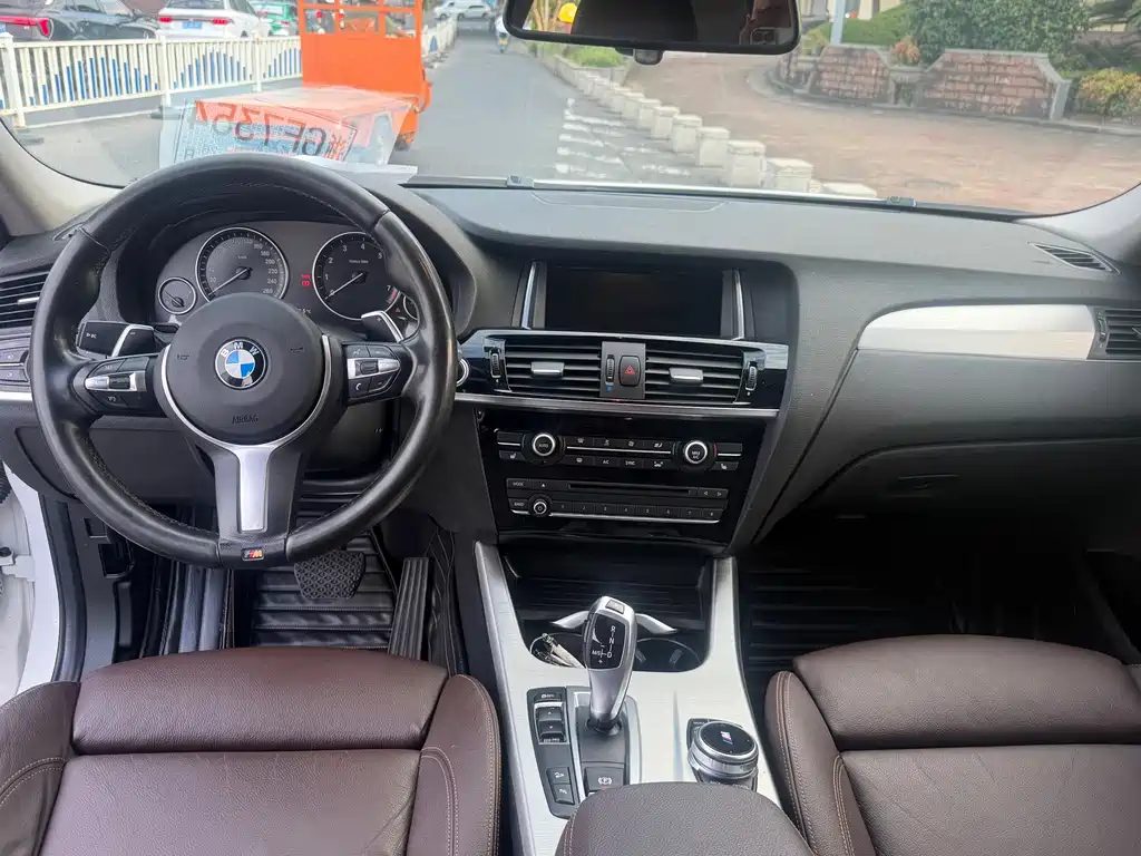 BMW X4 — миниатюра 9