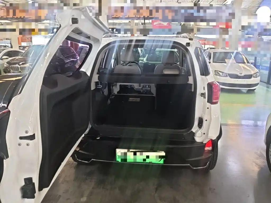 BYD Yuan Pro — миниатюра 19