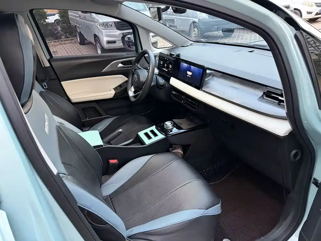 GEELY GEOMETRY E FIREFLY