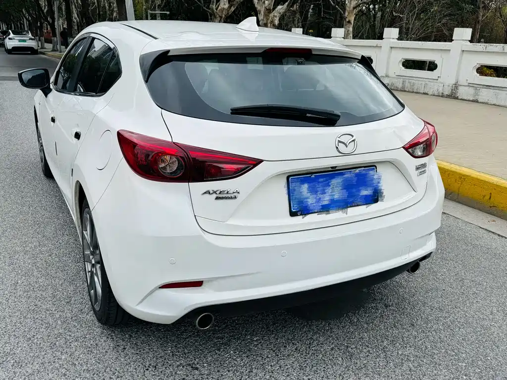 MAZDA 3 ANGKESAILA
