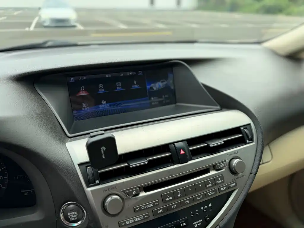 Lexus RX Classic — миниатюра 15