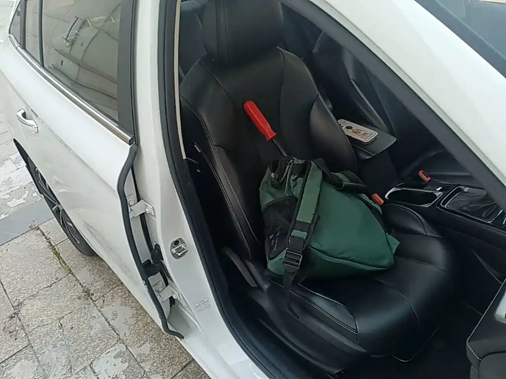 Roewe i5 — миниатюра 25