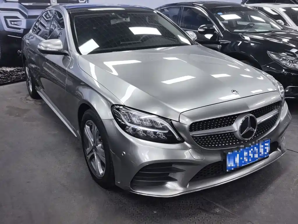 Mercedes-Benz C-Class — миниатюра 2