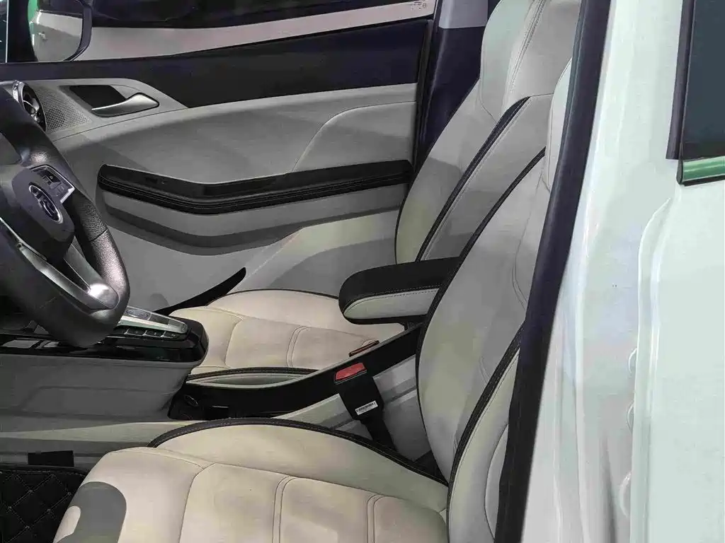 BYD Yuan Pro — миниатюра 13