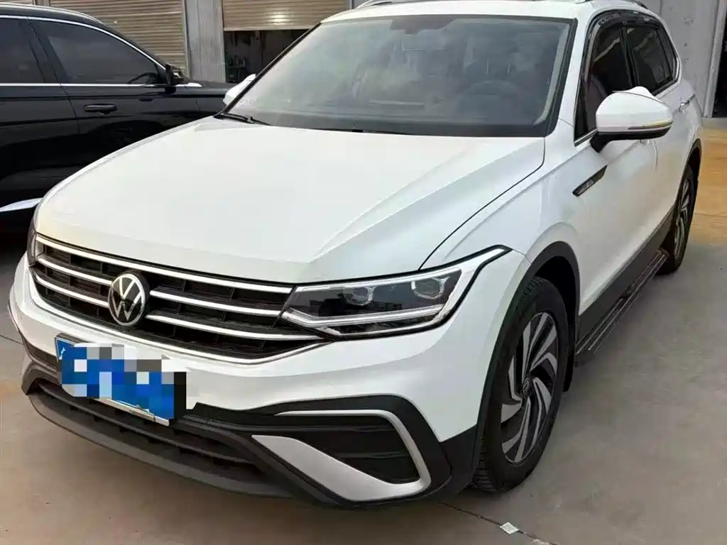 Купить Volkswagen Tiguan L