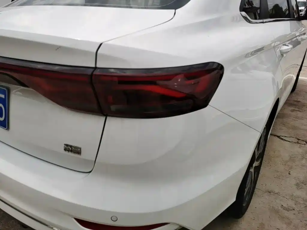 Geely Emgrand — миниатюра 8