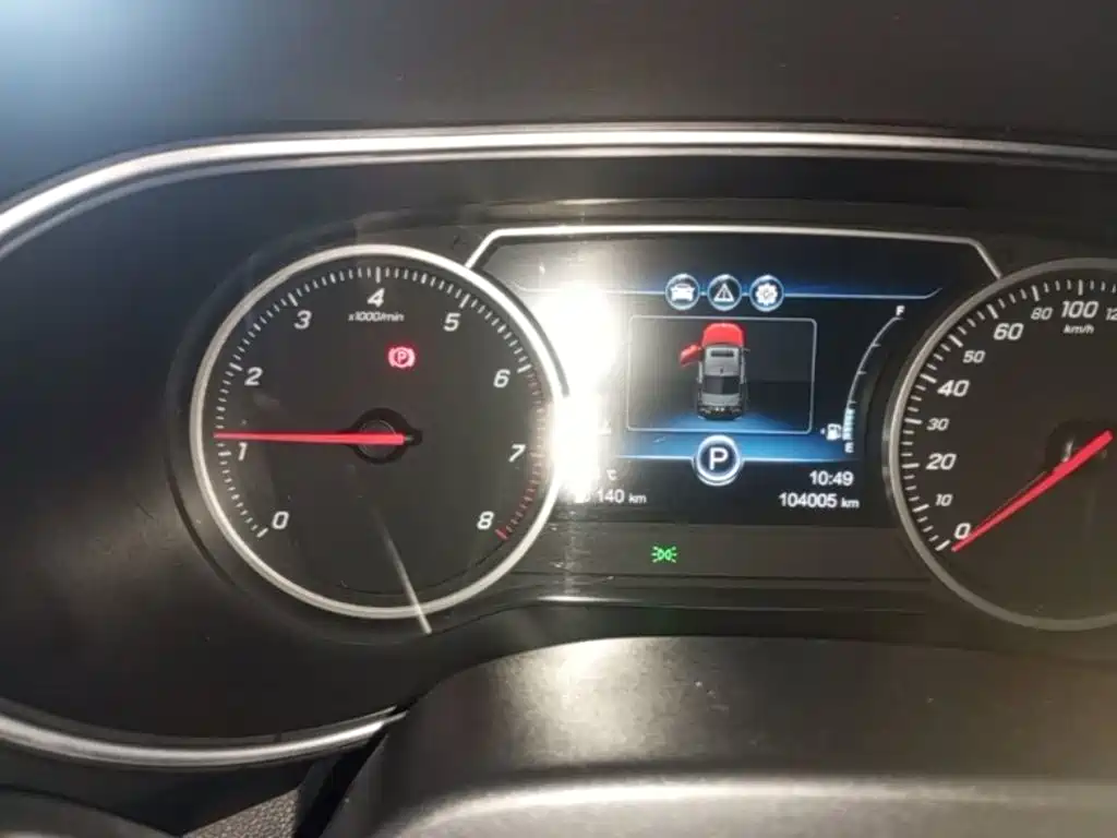 Hongqi Hongqi H5 — миниатюра 12