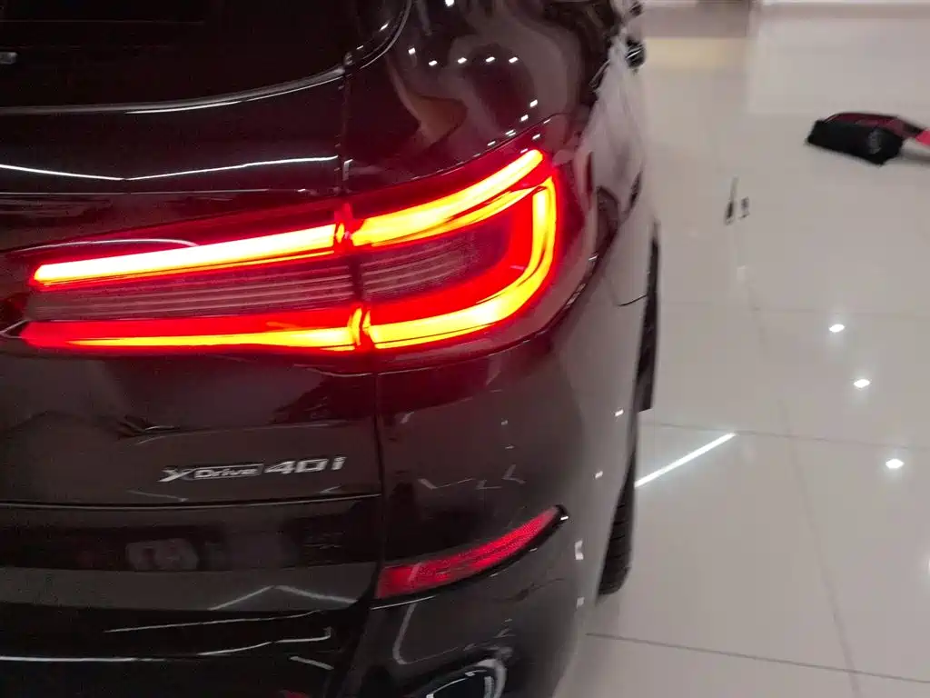 BMW X5 2021 xDrive40i M Sport