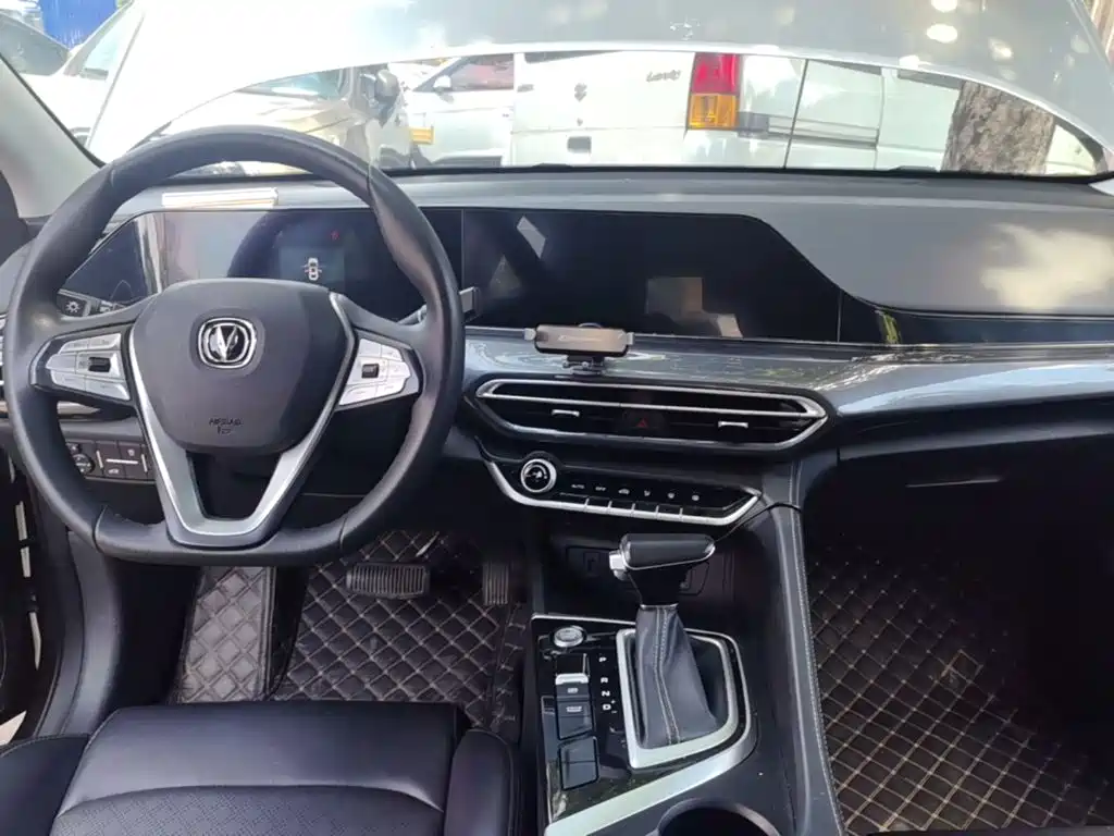 Changan Eado — миниатюра 5