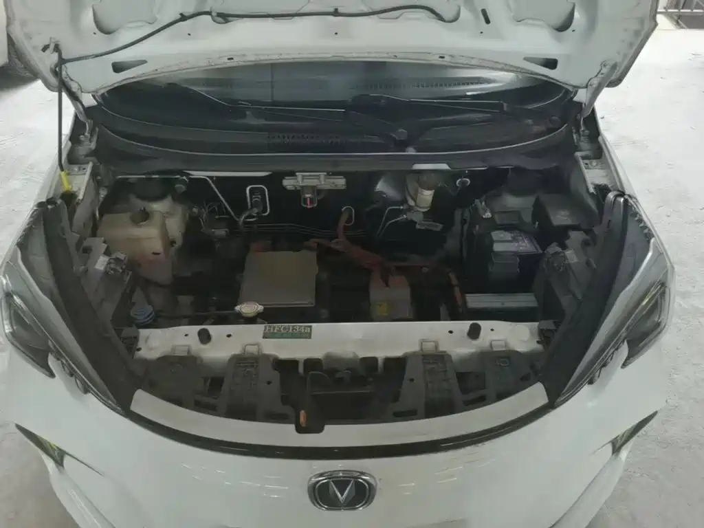 Changan Benben E-Star — миниатюра 20