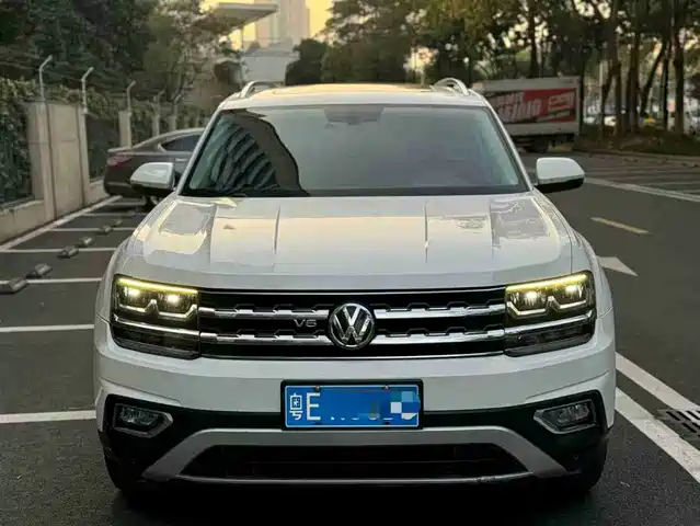 VOLKSWAGEN TOURANG