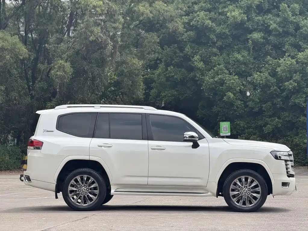 Toyota Land Cruiser — миниатюра 4