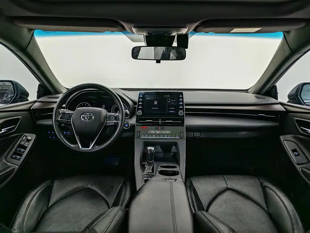 Toyota Avalon — миниатюра 9