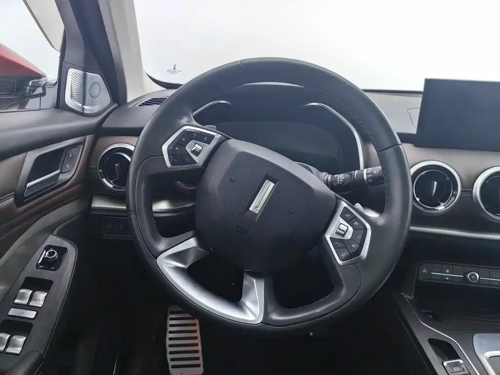 Wey Wey VV6 — миниатюра 11