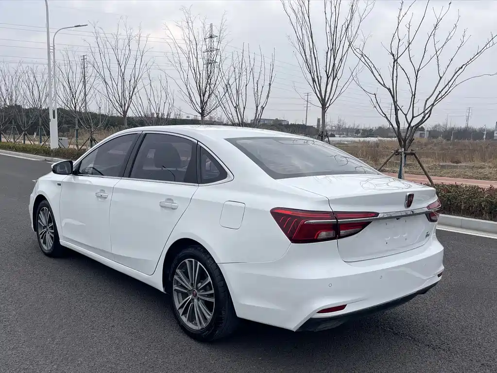 ROEWE I6