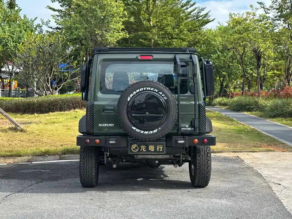 Suzuki Jimny — миниатюра 5