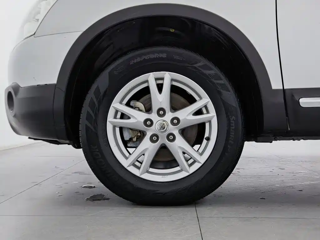 Nissan Qashqai — миниатюра 17