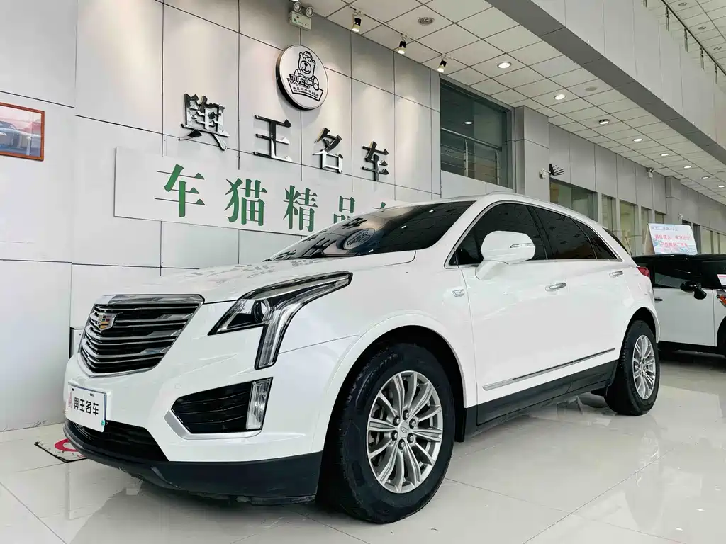 CADILLAC XT5