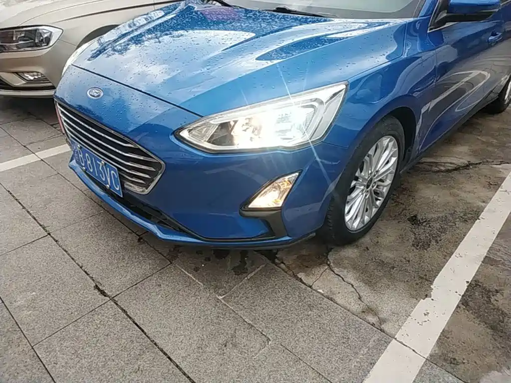 Ford Focus — миниатюра 24