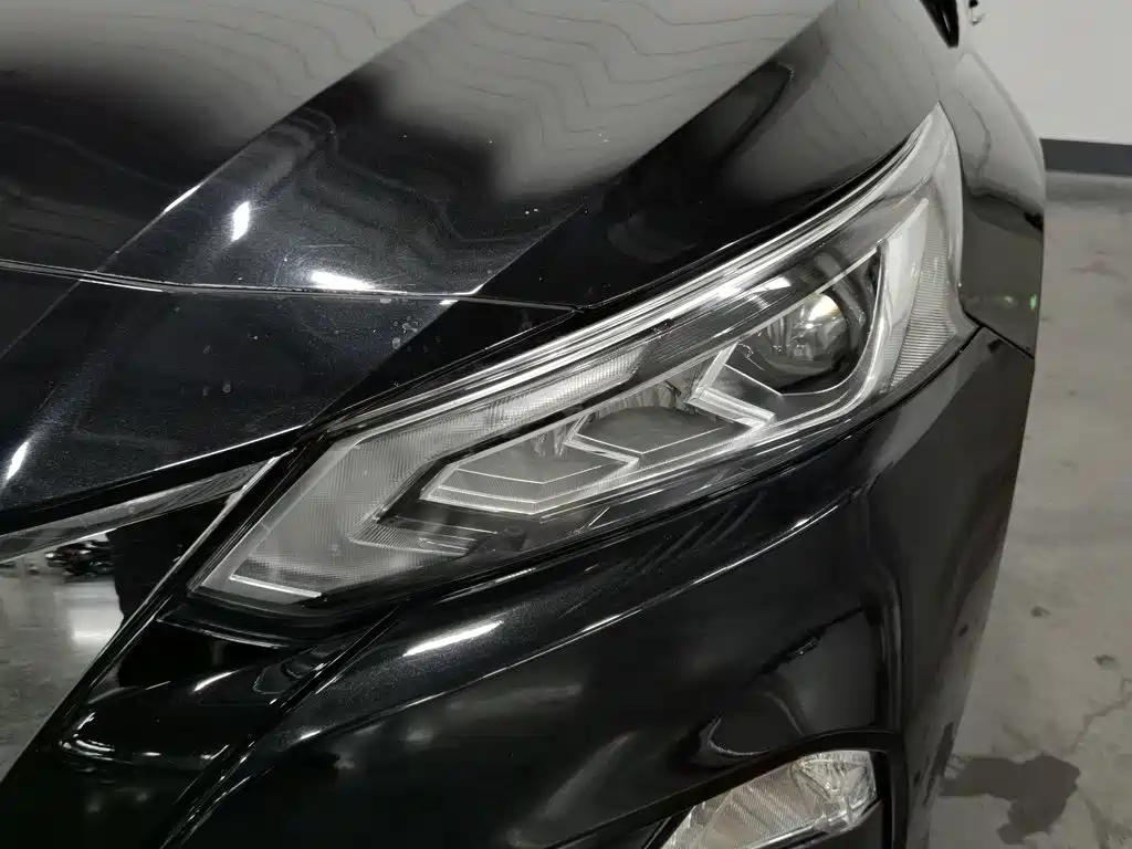 Nissan Teana — миниатюра 7
